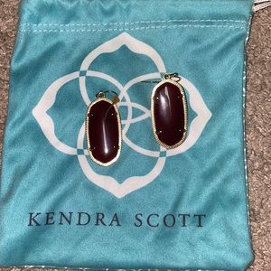 Maroon Kendra Scott Danielle style earrings